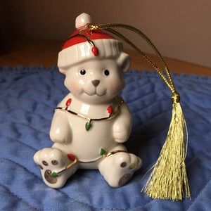 🐻NEW IN BOX - Lenox Very Merry Porcelain Ornament